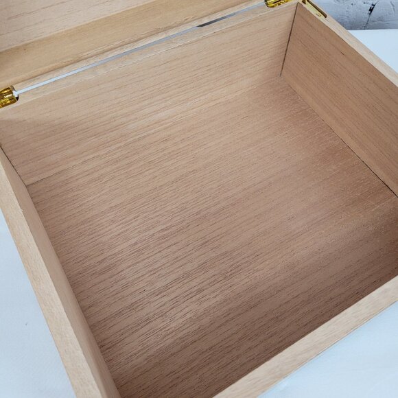 Quality Importers Trading Co Humidor Supreme Brown Wood Cigar Storage Box - Picture 8 of 9